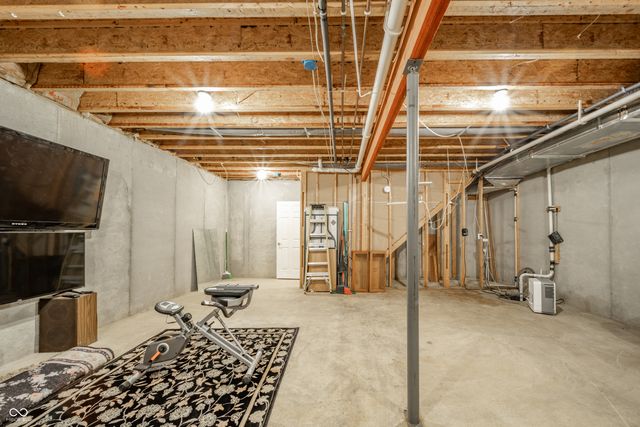 621 Buck Lane, Pendleton, IN 46064