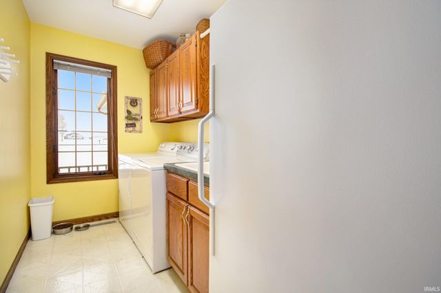 69590 County rd 21 Road, New Paris, IN 46553