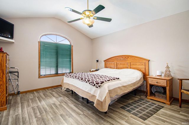 69590 County rd 21 Road, New Paris, IN 46553