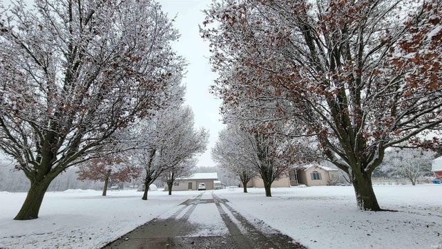 69590 County rd 21 Road, New Paris, IN 46553