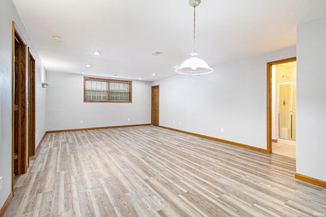 69590 County rd 21 Road, New Paris, IN 46553