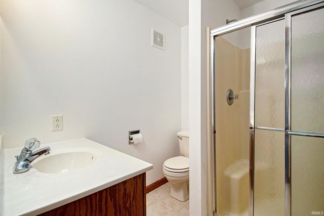 69590 County rd 21 Road, New Paris, IN 46553