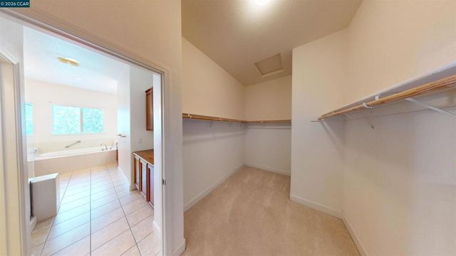 2000 Cinnamon Ridge, Oakley, CA 94561