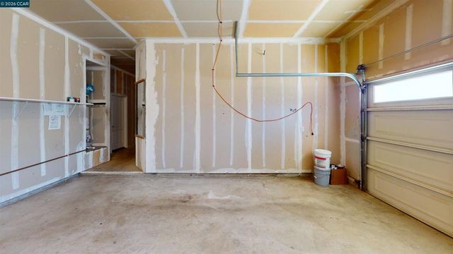 2000 Cinnamon Ridge, Oakley, CA 94561