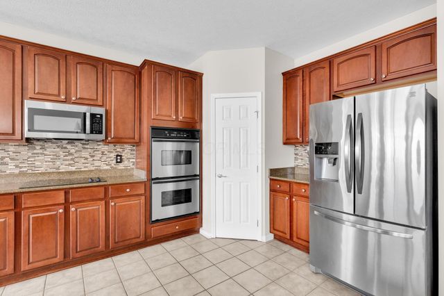 5632 Edgebrook Drive, Galena, OH 43021