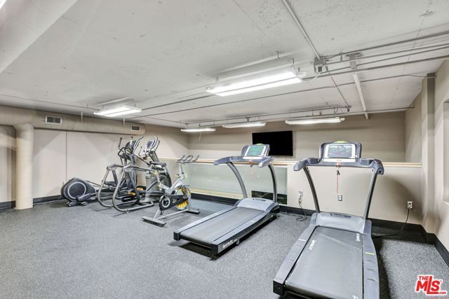 10982 Roebling Avenue 309, Los Angeles, CA 90024