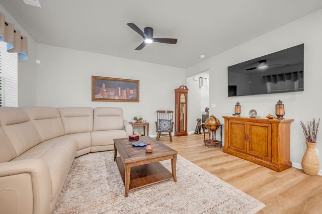 123 Timber Crest Trl, White Bluff, TN 37187