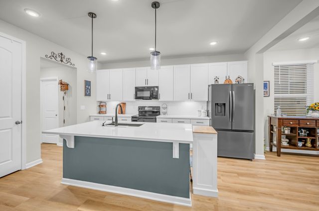 123 Timber Crest Trl, White Bluff, TN 37187
