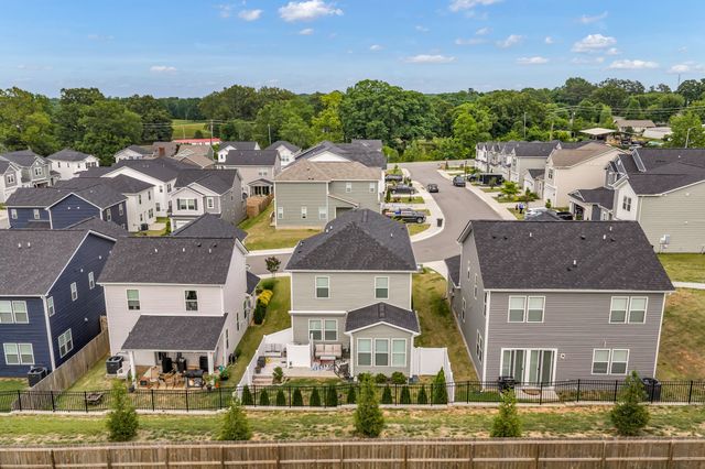 123 Timber Crest Trl, White Bluff, TN 37187