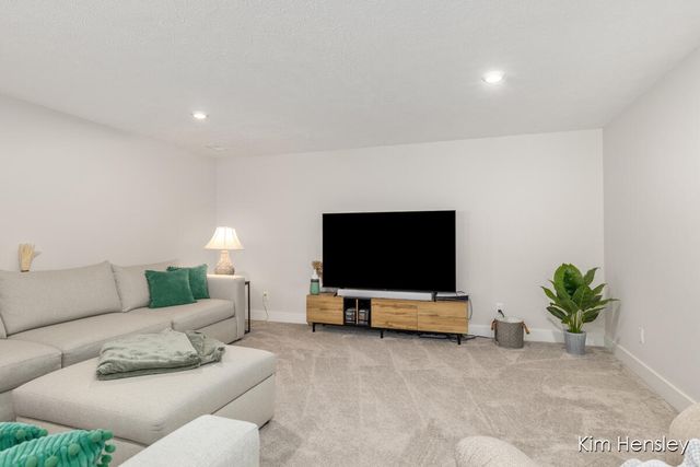 8780 Bentham Court, Rockford, MI 49341