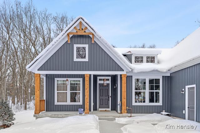 8780 Bentham Court, Rockford, MI 49341