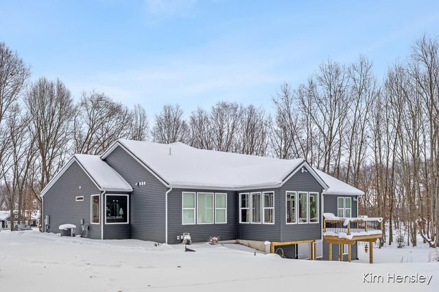 8780 Bentham Court, Rockford, MI 49341