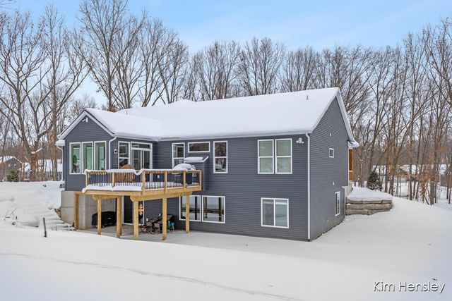 8780 Bentham Court, Rockford, MI 49341