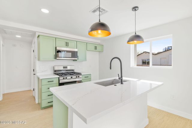 1319 W Speedway Boulevard, Tucson, AZ 85745