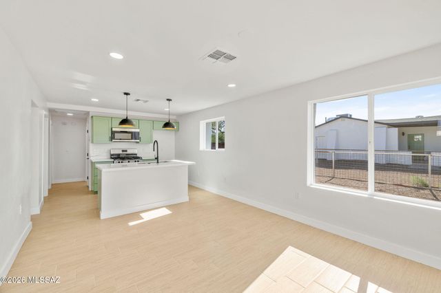 1319 W Speedway Boulevard, Tucson, AZ 85745