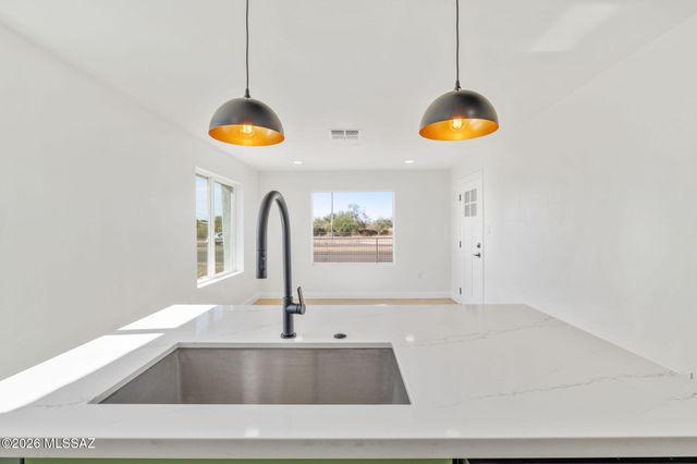 1319 W Speedway Boulevard, Tucson, AZ 85745