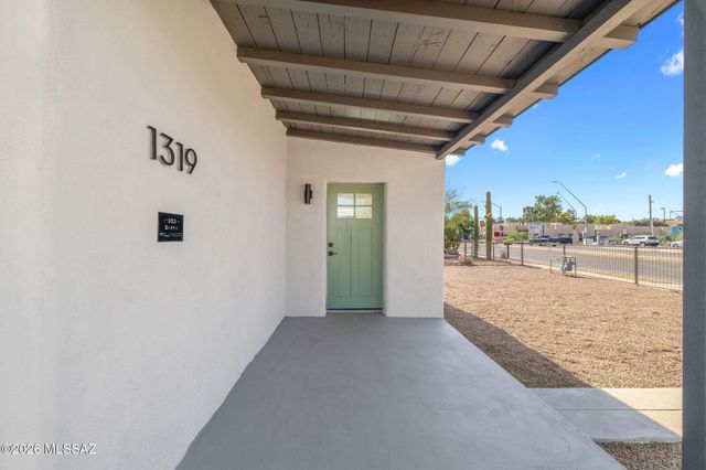 1319 W Speedway Boulevard, Tucson, AZ 85745