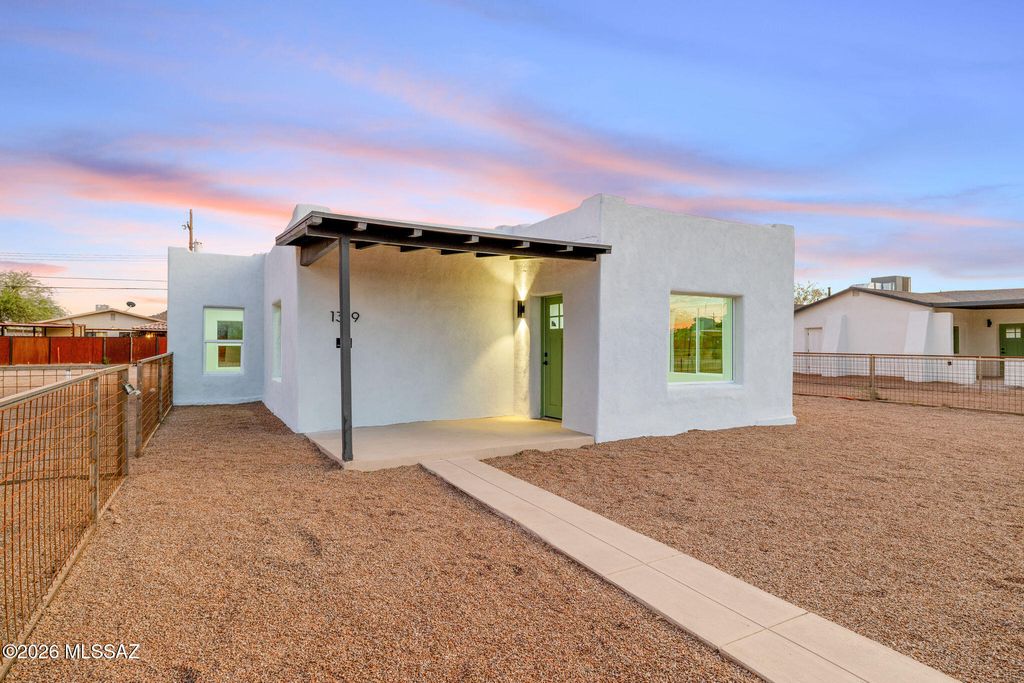 1319 W Speedway Boulevard, Tucson, AZ 85745