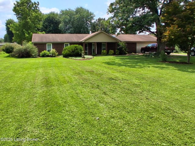 2510 Cambridge Dr, Shepherdsville, KY 40165