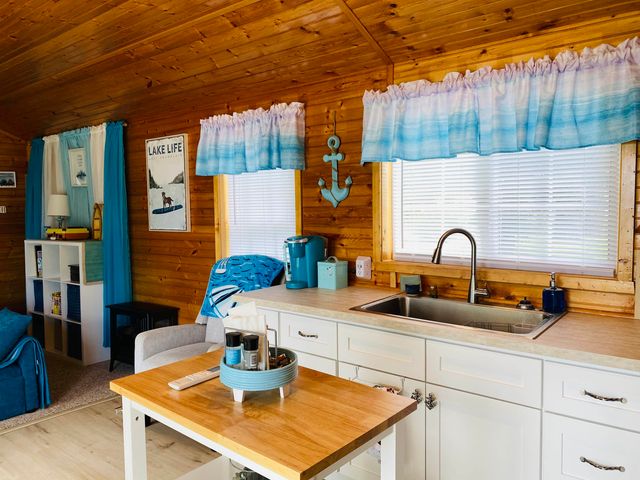 107 Hunter Road North, Alburgh, VT 05440