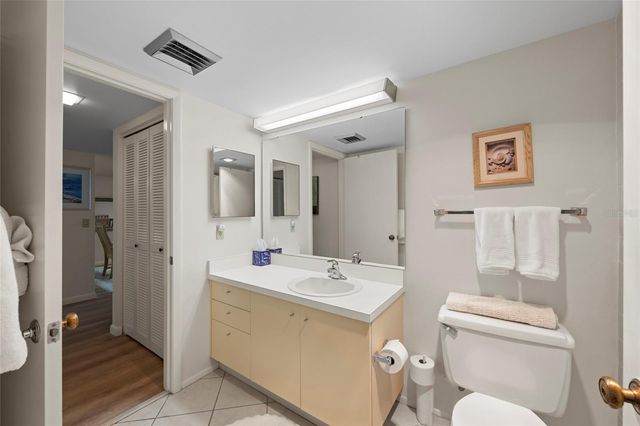 1095 GULF OF MEXICO DRIVE 303, Longboat Key, FL 34228