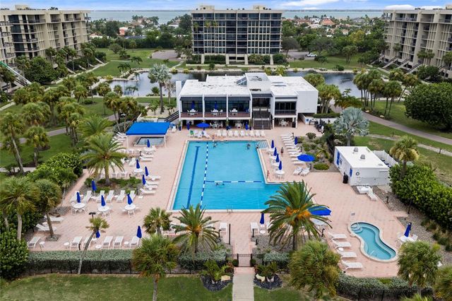 1095 GULF OF MEXICO DRIVE 303, Longboat Key, FL 34228