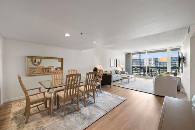 1095 GULF OF MEXICO DRIVE 303, Longboat Key, FL 34228