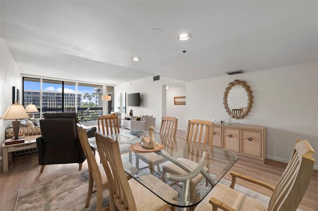 1095 GULF OF MEXICO DRIVE 303, Longboat Key, FL 34228
