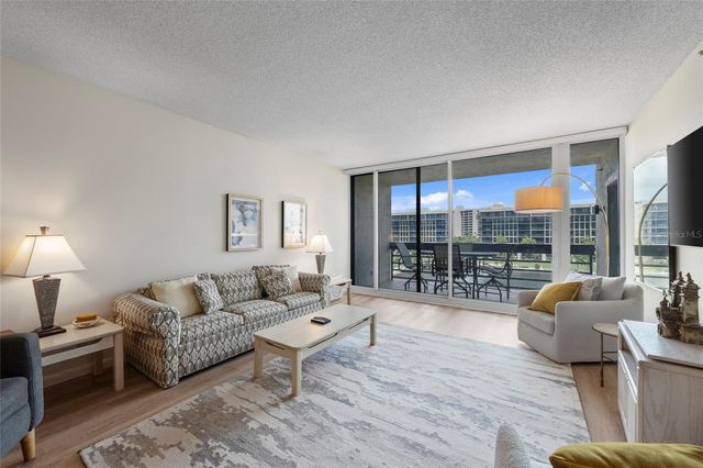 1095 GULF OF MEXICO DRIVE 303, Longboat Key, FL 34228