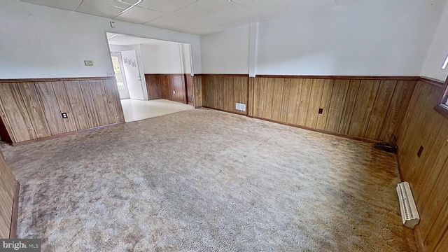 16 WINTER AVE, Glen Rock, PA 17327
