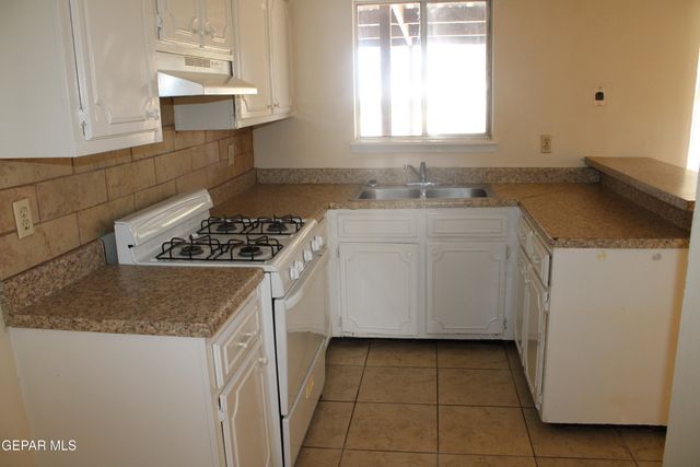 10452 PERSEPHONE Drive, El Paso, TX 79924