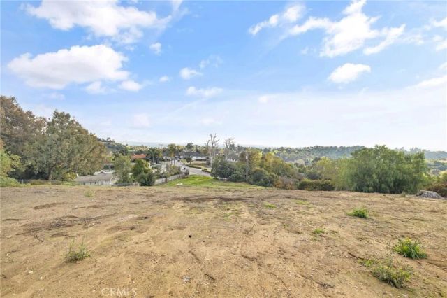 2264 Papaya, La Habra Heights, CA 90631