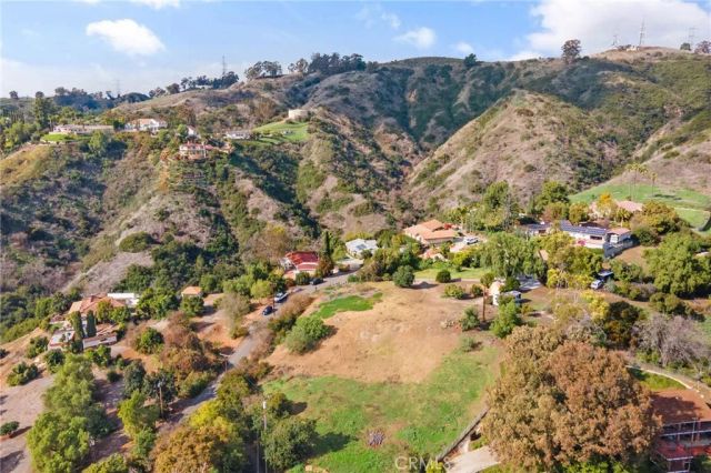 2264 Papaya, La Habra Heights, CA 90631