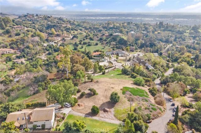 2264 Papaya, La Habra Heights, CA 90631