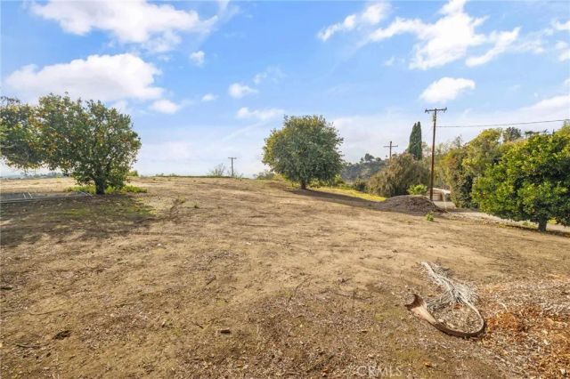 2264 Papaya, La Habra Heights, CA 90631