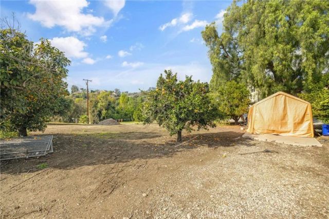 2264 Papaya, La Habra Heights, CA 90631