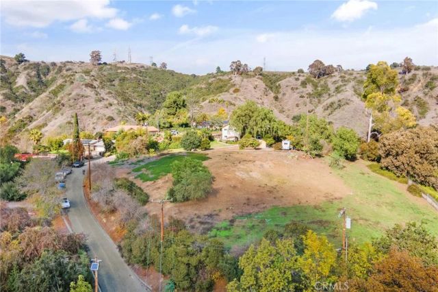 2264 Papaya, La Habra Heights, CA 90631