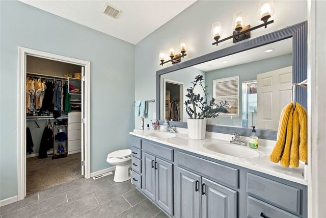 924 NE Otter Ridge Circle, Ankeny, IA 50021