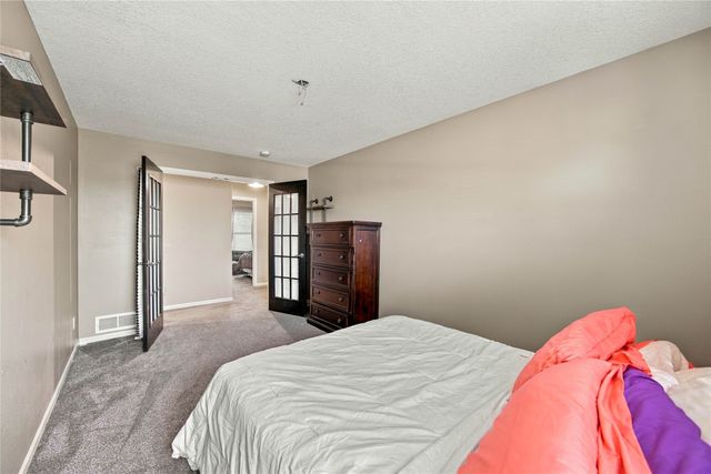 924 NE Otter Ridge Circle, Ankeny, IA 50021