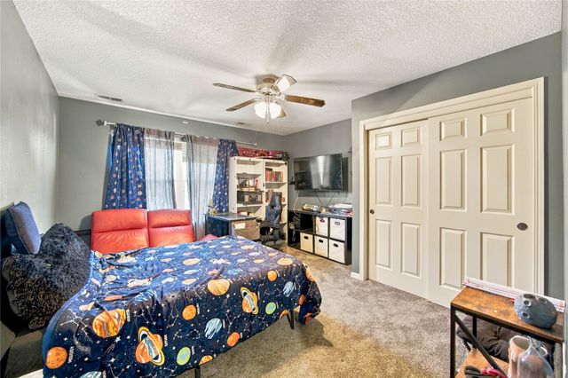 924 NE Otter Ridge Circle, Ankeny, IA 50021