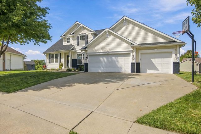 924 NE Otter Ridge Circle, Ankeny, IA 50021