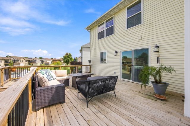 924 NE Otter Ridge Circle, Ankeny, IA 50021