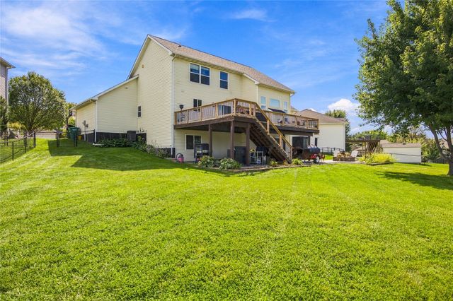 924 NE Otter Ridge Circle, Ankeny, IA 50021