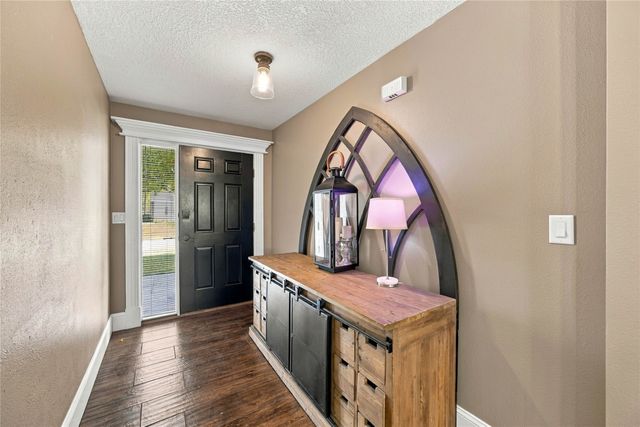 924 NE Otter Ridge Circle, Ankeny, IA 50021