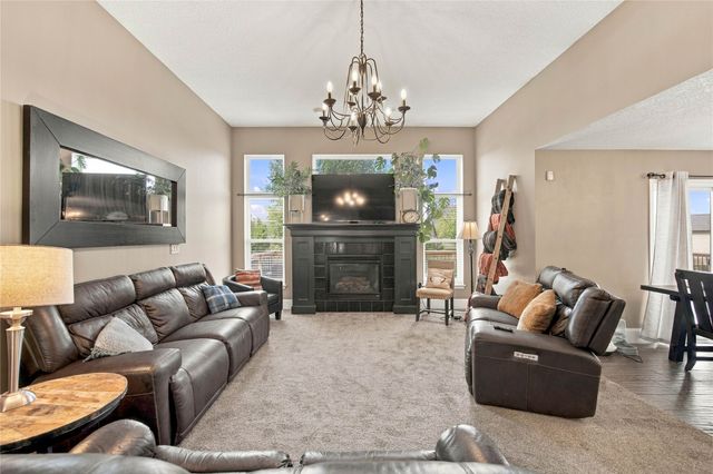 924 NE Otter Ridge Circle, Ankeny, IA 50021
