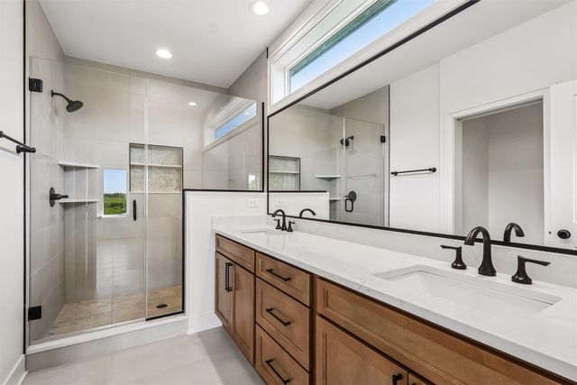 17530 Northview Drive, Urbandale, IA 50323