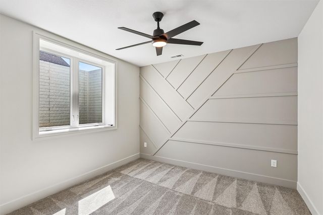 17530 Northview Drive, Urbandale, IA 50323
