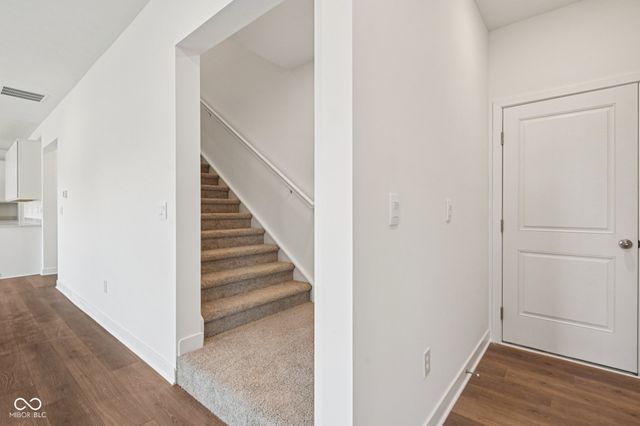 2599 Kingman Drive, Whitestown, IN 46075