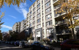 98-25 64th Road 8F, Rego Park, NY 11374