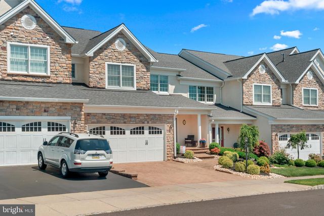 247 SYDNEY RD, Holland, PA 18966